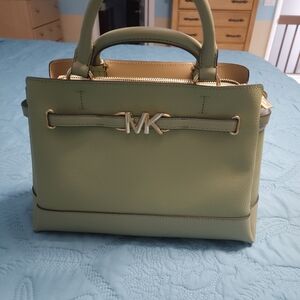 Michael Kors purse and wristlet combo